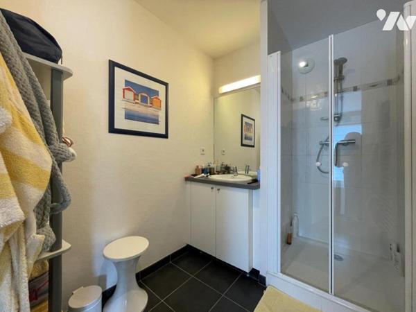 SAINT MALO - Port Malo - Appartement T2 de 52.21m² au 3ème étage avec ascenseur - Garage fermé