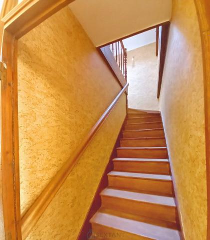 Au Bugue, maison de 129m² des années 30.