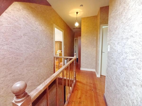 Au Bugue, maison de 129m² des années 30.