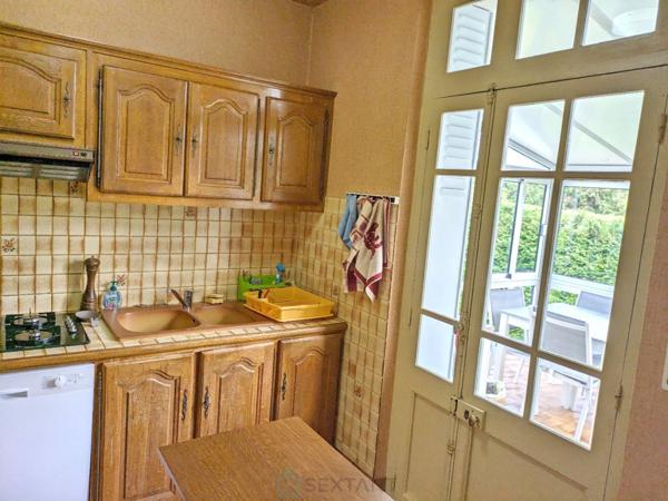 Au Bugue, maison de 129m² des années 30.