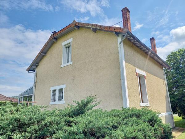 Au Bugue, maison de 129m² des années 30.