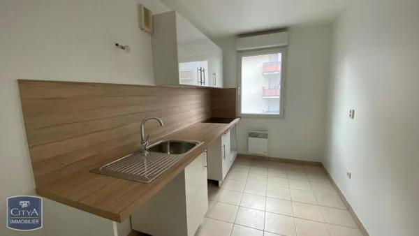 Appartement à louer 3 pièces 65m² Chelles (77500)
