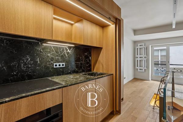 Paris 7ème, Appartement 2 Chambres -  84 m² à vendre