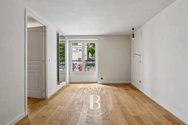 Paris 7ème, Appartement 2 Chambres -  84 m² à vendre