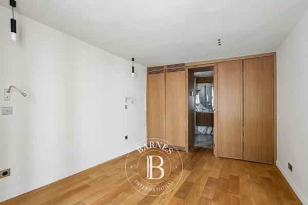 Paris 7ème, Appartement 2 Chambres -  84 m² à vendre