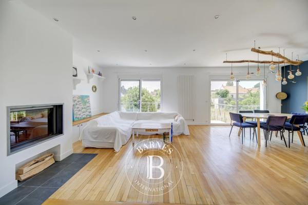 Le Mesnil-le-Roi, Maison 5 Chambres -  139 m² à vendre