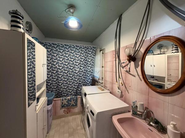 Vente                                                      Maison
                        
                     4 pièces                      84 m2                     à Vallée-de-Ronsard