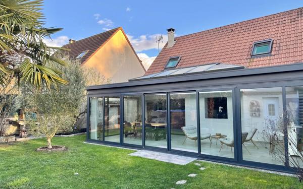 Maison à vendre    4 pièces • 150 m2 Chevry-Cossigny