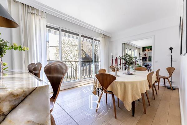 Paris 16ème, Appartement 3 Chambres -  156 m² à vendre