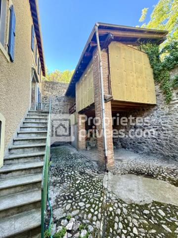 Maison de ville non-mitoyenne de 149 m² avec jardin et garage