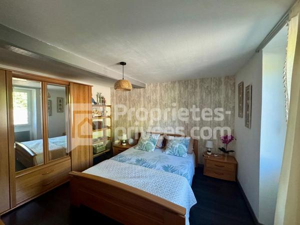 Maison de ville non-mitoyenne de 149 m² avec jardin et garage