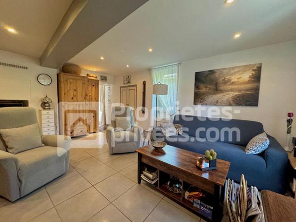 Maison de ville non-mitoyenne de 149 m² avec jardin et garage