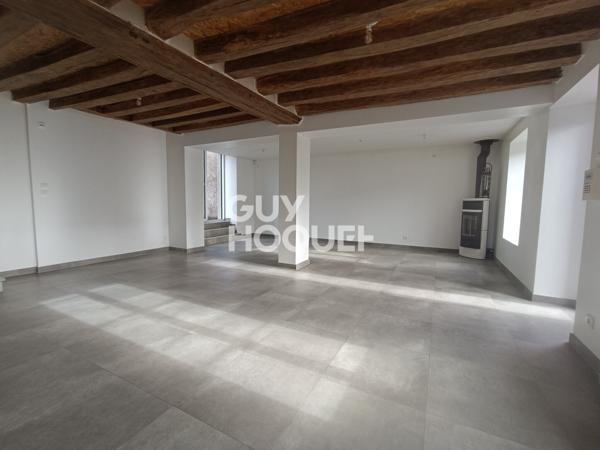 MAISON À LOUER DE 5 PIÈCES DE 142,25 M²