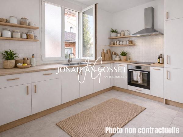 Verneuil-sur-Seine: Demeure familiale en plein centre-ville de 10pcs - 6ch - 208m² sur 1430m² de terrain