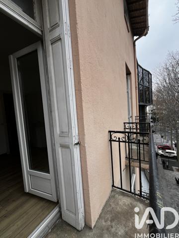 Location appartement 3 pièces 46 m² Perpignan