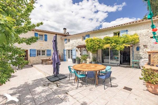 Maison à vendre |  Bords |  9 pièces | 270 m²
