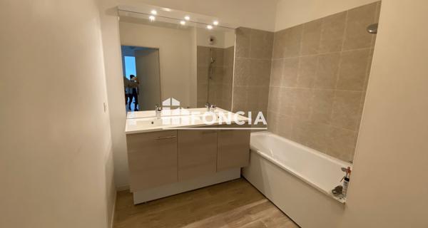 Location Appartement 3 pièces 54.18 m² - Saint-michel-sur-orge 91240