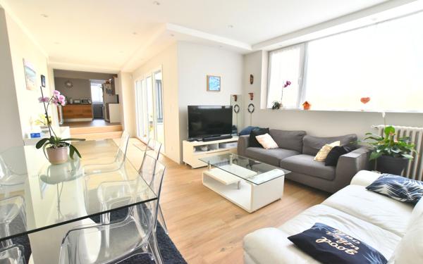 Appartement à vendre    5 pièces • 117 m2 Francheville