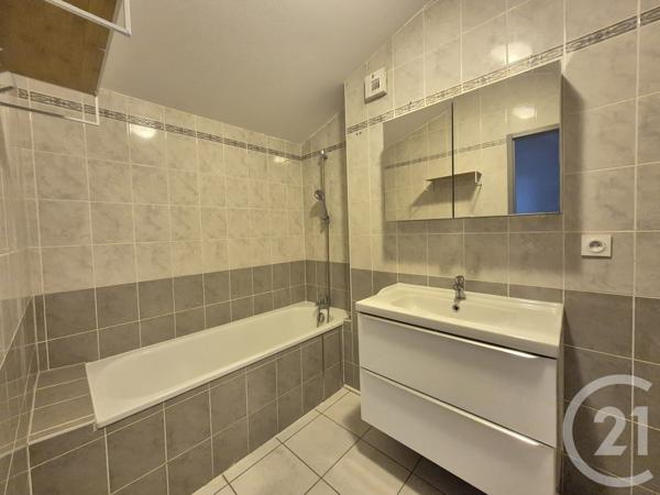 Appartement T3 à vendre  3 pièces - 63,82 m2 VILLEFRANCHE SUR SAONE - 69