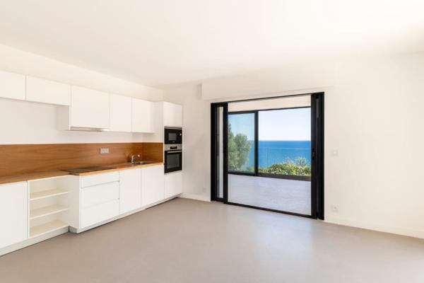 Sainte-Maxime (83120) Sainte-Maxime — Villa d’exception avec vue mer panoramique, domaine privé