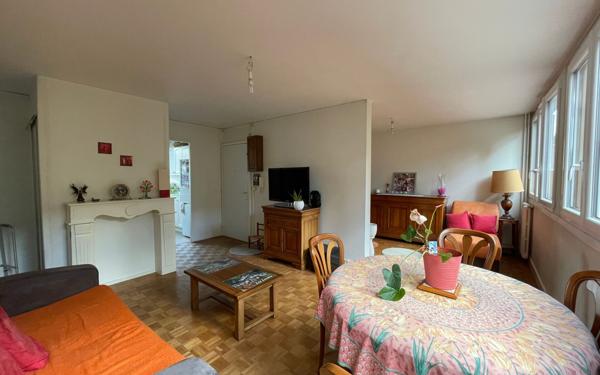 Appartement à vendre    4 pièces • 65,99 m2 Yerres