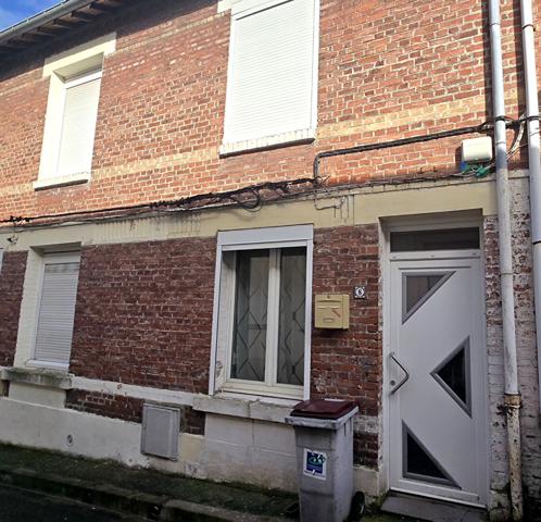 Maison St Quentinoise  2 pièce(s) 60 m2 avec courette