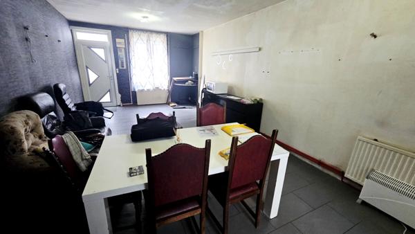 Maison St Quentinoise  2 pièce(s) 60 m2 avec courette