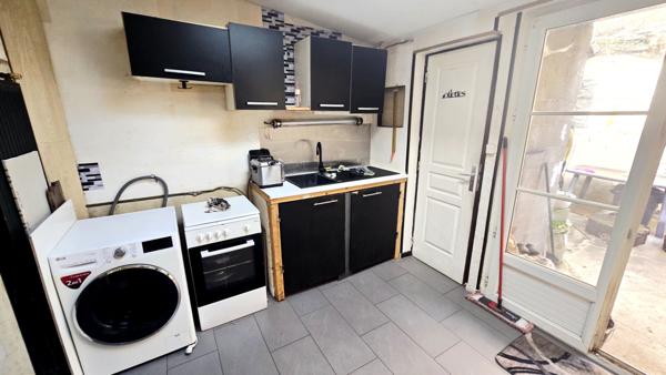 Maison St Quentinoise  2 pièce(s) 60 m2 avec courette