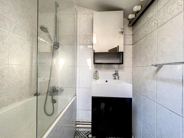 STRASBOURG Cronenbourg - Atypique 2P indépendant