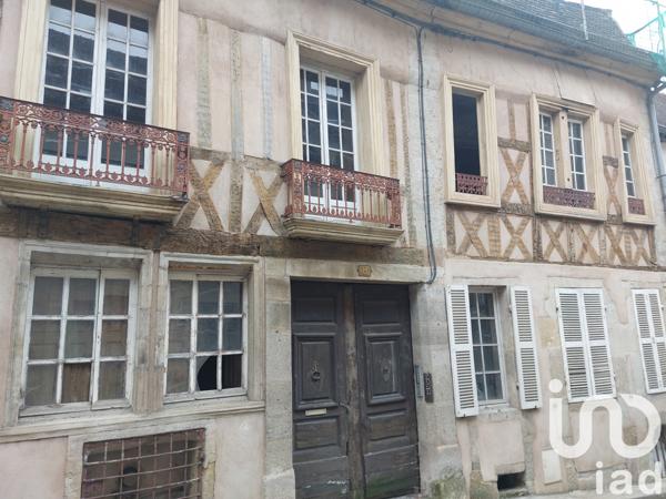 Immeuble à vendre 500 m² Autun