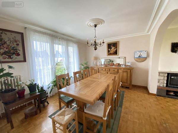 Maison à vendre à Loudéac dans les Côtes-d'Armor (22600), ref : 22110-2303