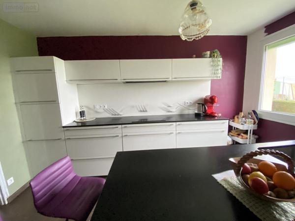 Maison à vendre à Loudéac dans les Côtes-d'Armor (22600), ref : 22110-2303