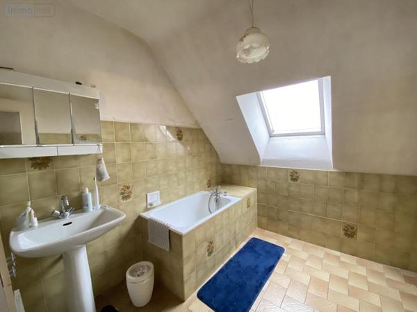 Maison à vendre à Loudéac dans les Côtes-d'Armor (22600), ref : 22110-2303