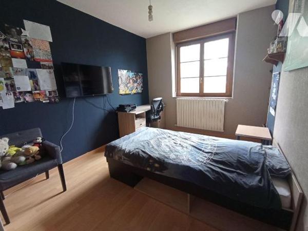 MAISON A VENDRE, CALIGNY.  

Beaucoup de charme pour cette maison de 166.53m², en très bon ét...