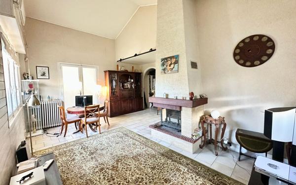 Maison à vendre    4 pièces • 96 m2 Bordeaux