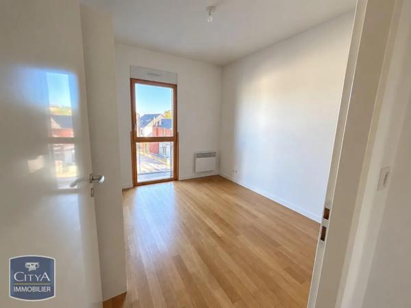 Appartement à louer 3 pièces 78m² Le Mans (72100)