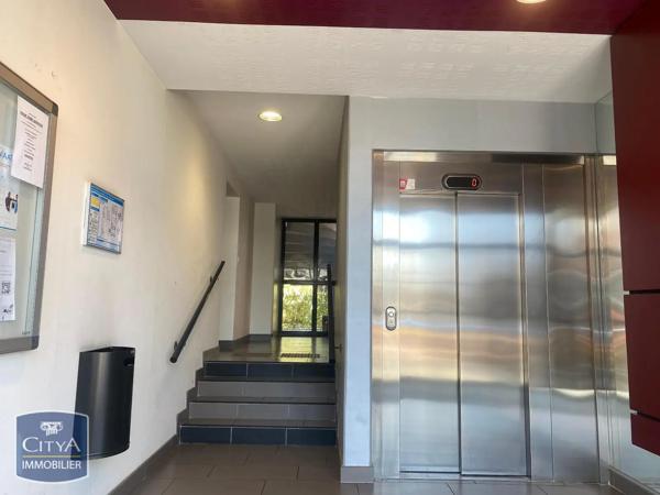 Appartement à louer 3 pièces 78m² Le Mans (72100)