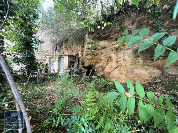 Immeuble à vendre 192m²