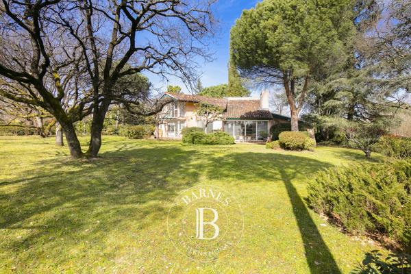Toulouse, Maison 4 Chambres -  204 m² à vendre