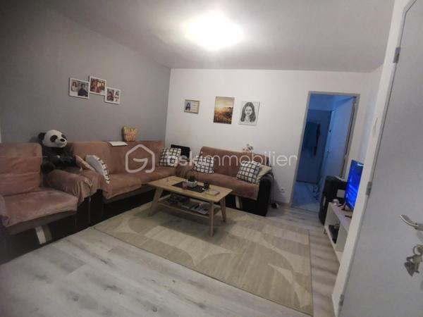 Immeuble commercial de 180 m²