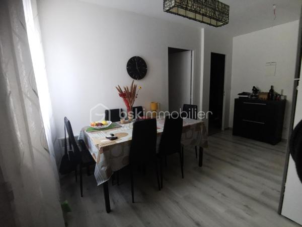 Immeuble commercial de 180 m²