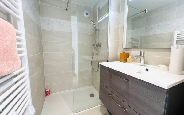 Appartement à vendre    4 pièces • 138 m2 Tassin-la-Demi-Lune