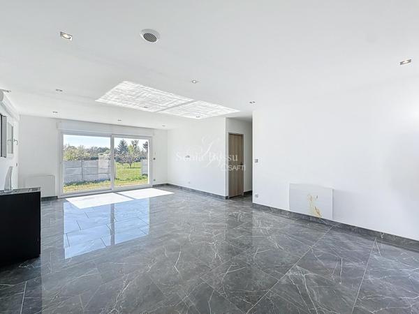 MAISON INDIVIDUELLE TYPE PLAIN PIED 3 CHAMBRES GARAGE JARDIN