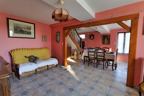 Maison à vendre 7 pièces CUSSET (03)