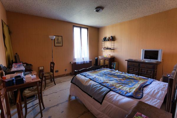 Maison à vendre 7 pièces CUSSET (03)