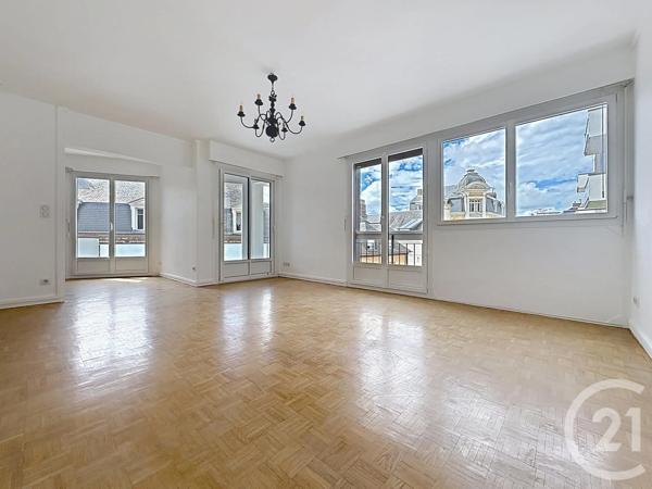 Appartement F4 à vendre  5 pièces - 116 m 2   FECAMP  - 76