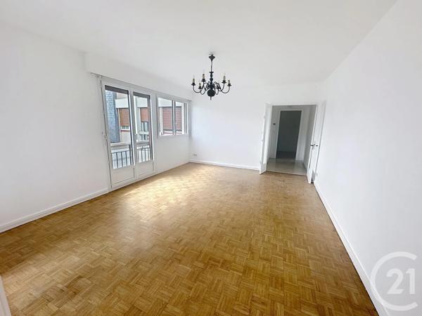 Appartement F4 à vendre  5 pièces - 116 m 2   FECAMP  - 76