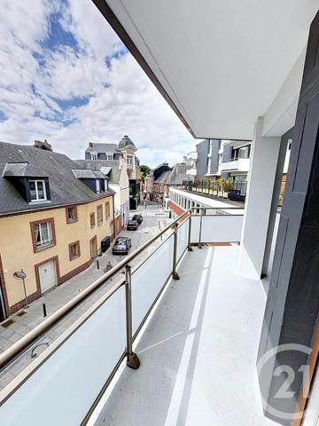 Appartement F4 à vendre  5 pièces - 116 m 2   FECAMP  - 76