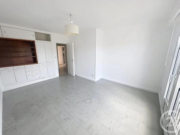 Appartement F4 à vendre  5 pièces - 116 m 2   FECAMP  - 76