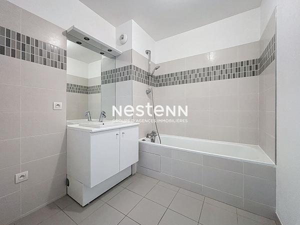 ISSY LES MOULINEAUX - FORT D'ISSY - Vente Appartement 3 pièces de 59,10 m² avec grand balcon de 11 m²